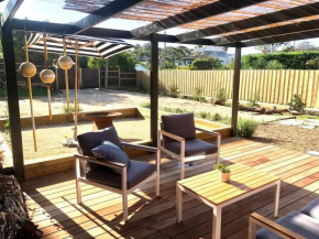 Cosy Back Beach Hideaway with Fire Pit. Portsea